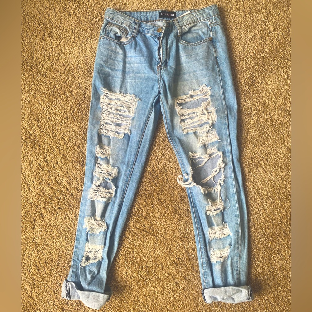 Fashion Nova cropped jeans